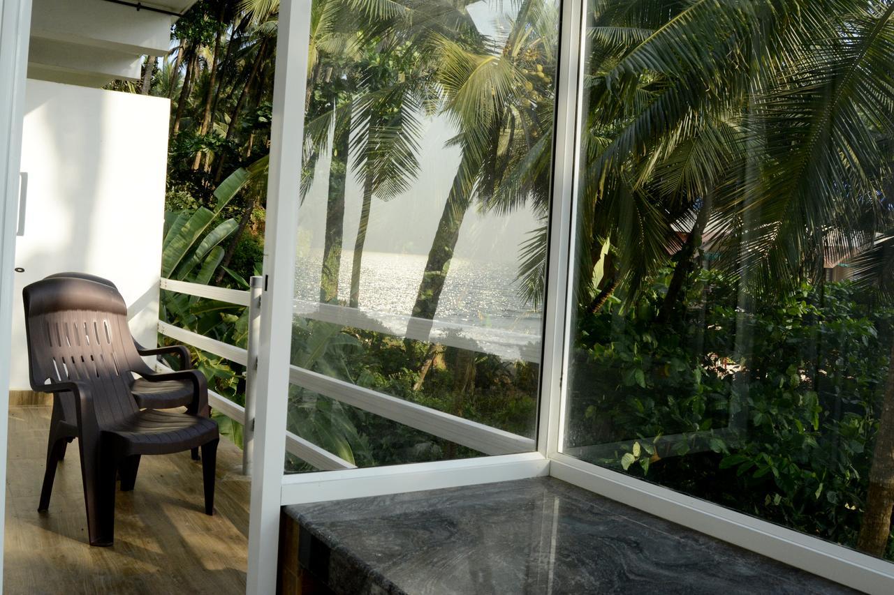 White Shell Beach House Kannur Luaran gambar